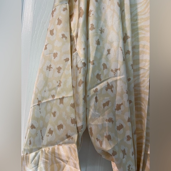 New With Tags Show Me Your Mumu Animal Print Mumu x Curateur The Harlow Robe - Picture 3 of 5